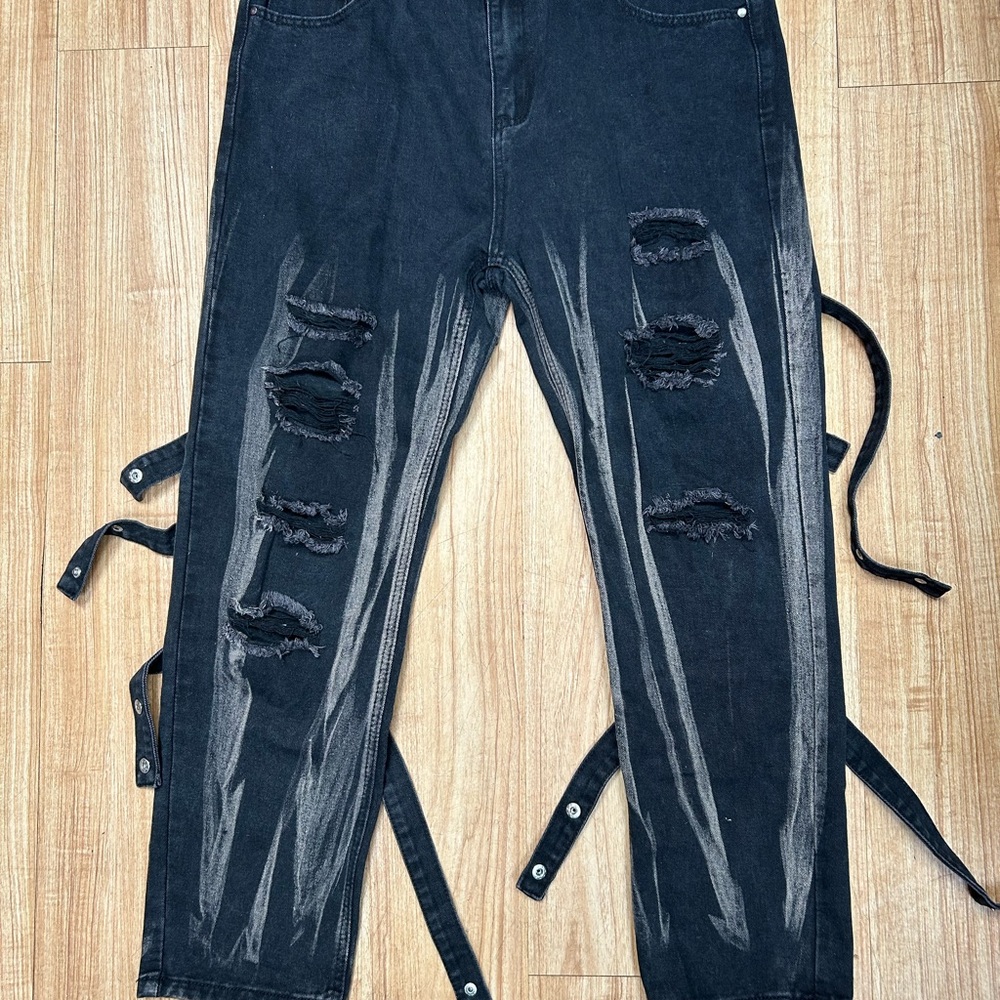 Stylish Black Ripped Men's Slim Jeans